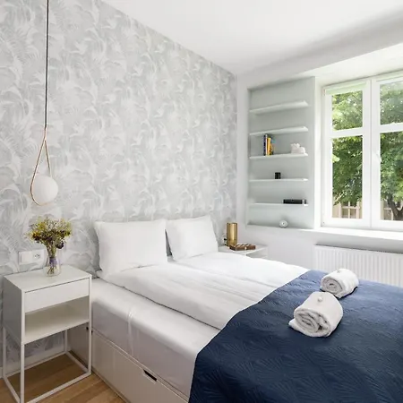 City Center Sikorskiego By Renters Apartment Posen