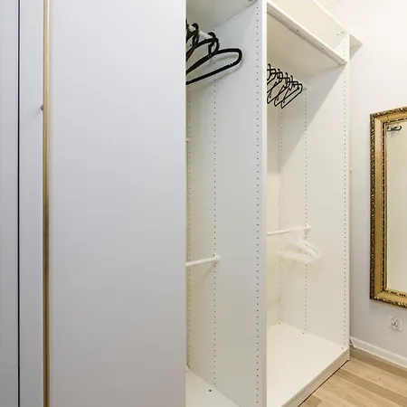 City Center Sikorskiego By Renters *