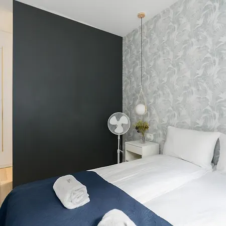 Апартаменти City Center Sikorskiego By Renters